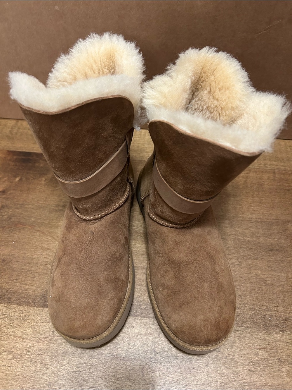 UGG Australia Jaylyn Asymmetrical Cuff Suede Ankle Boots Size 7
